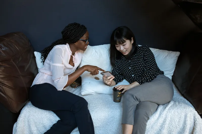 Your Feed Is Yours Alone: How Algorithms Are Quietly Pulling Friends Apart